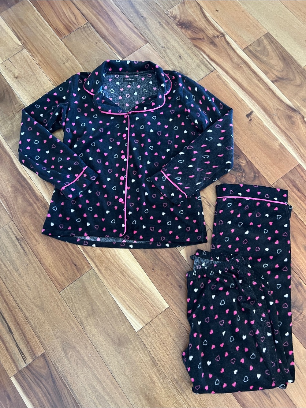 Daisy Fuentes Pajama Set